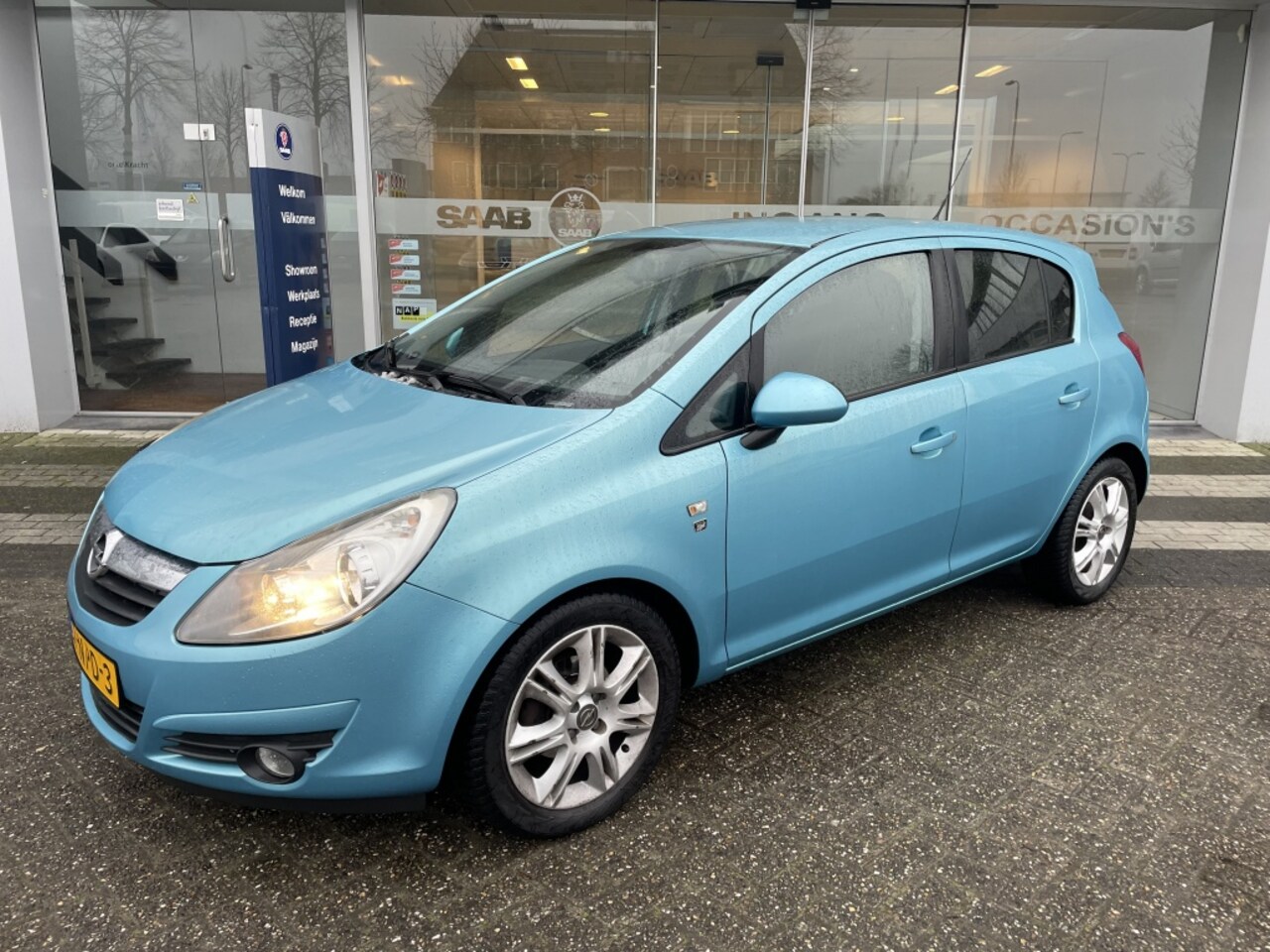 Opel Corsa - 1.2-16V '111' Edition 1.2-16V 111 Edition - AutoWereld.nl