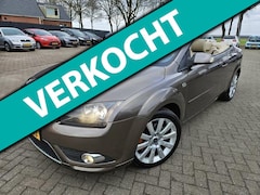 Ford Focus Coupé-Cabriolet - 2.0-16V Titanium. 2007. Automaat/Climate/Cruise/Leder/Trekhaak/Stoelverwarming