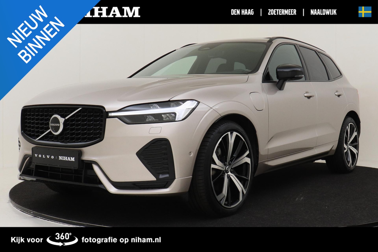 Volvo XC60 - T8 RECHARGE AWD ULTIMATE DARK -PANO.DAK|360°CAM|21"|LUCHTVERING|TREKHAAK|HARMAN/KARDON - AutoWereld.nl