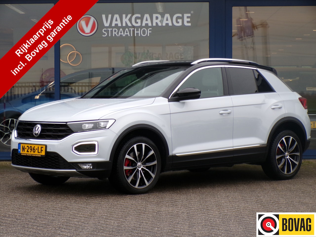 Volkswagen T-Roc - 1.5 TSI Sport 1.5 TSI Sport 150 PK, Leder / Afn. Trekhaak / Virtual Cockpit / Carplay + Android Auto / F - AutoWereld.nl