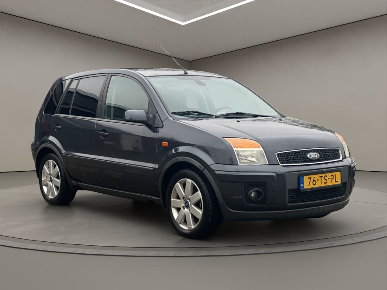 Ford Fusion - 1.6 16V Futura GRIJS 2007 | NL | AIRCO | APK NIEUW | 5-DEURS - AutoWereld.nl