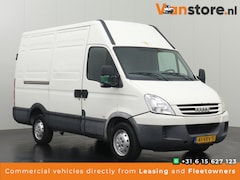 Iveco Daily - 29-12 L1H2 | Oprijplaat | 3-Persoons | 3300Kg Trekhaak