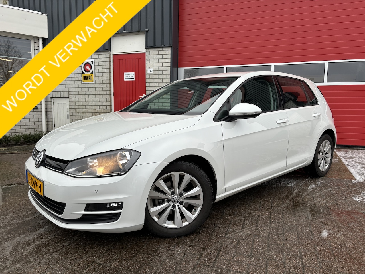 Volkswagen Golf - 1.0 TSI Comfortline TREKHAAK / MIRRORLINK / CLIMA / PDC / BLUETOOTH / CRUISE / NL-AUTO - AutoWereld.nl