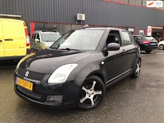 Suzuki Swift - 1.3 Cool / AIRCO / NAVI / 5 DEURS / SP VLG / TREKHAAK /