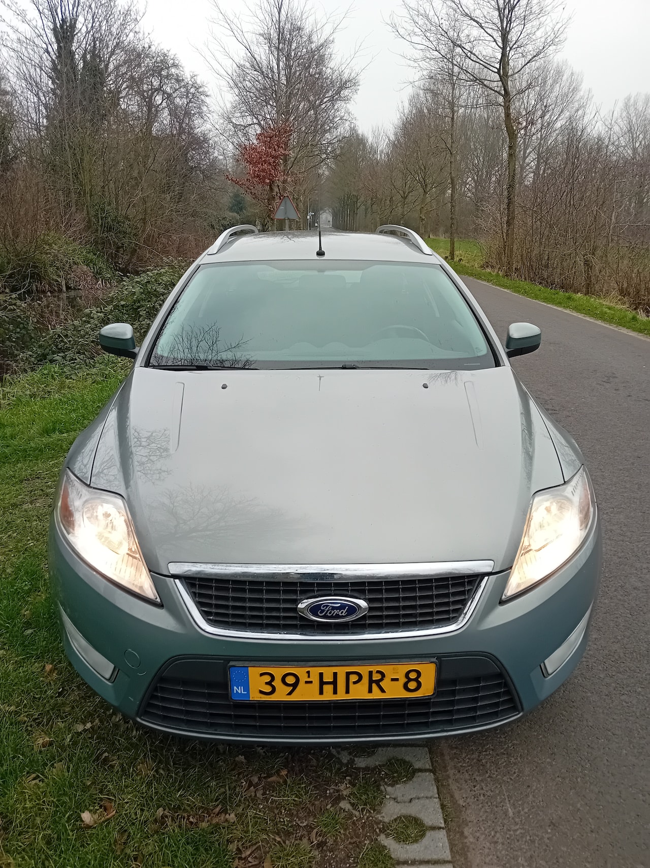 Ford Mondeo Wagon - 1.6-16V Trend - AutoWereld.nl