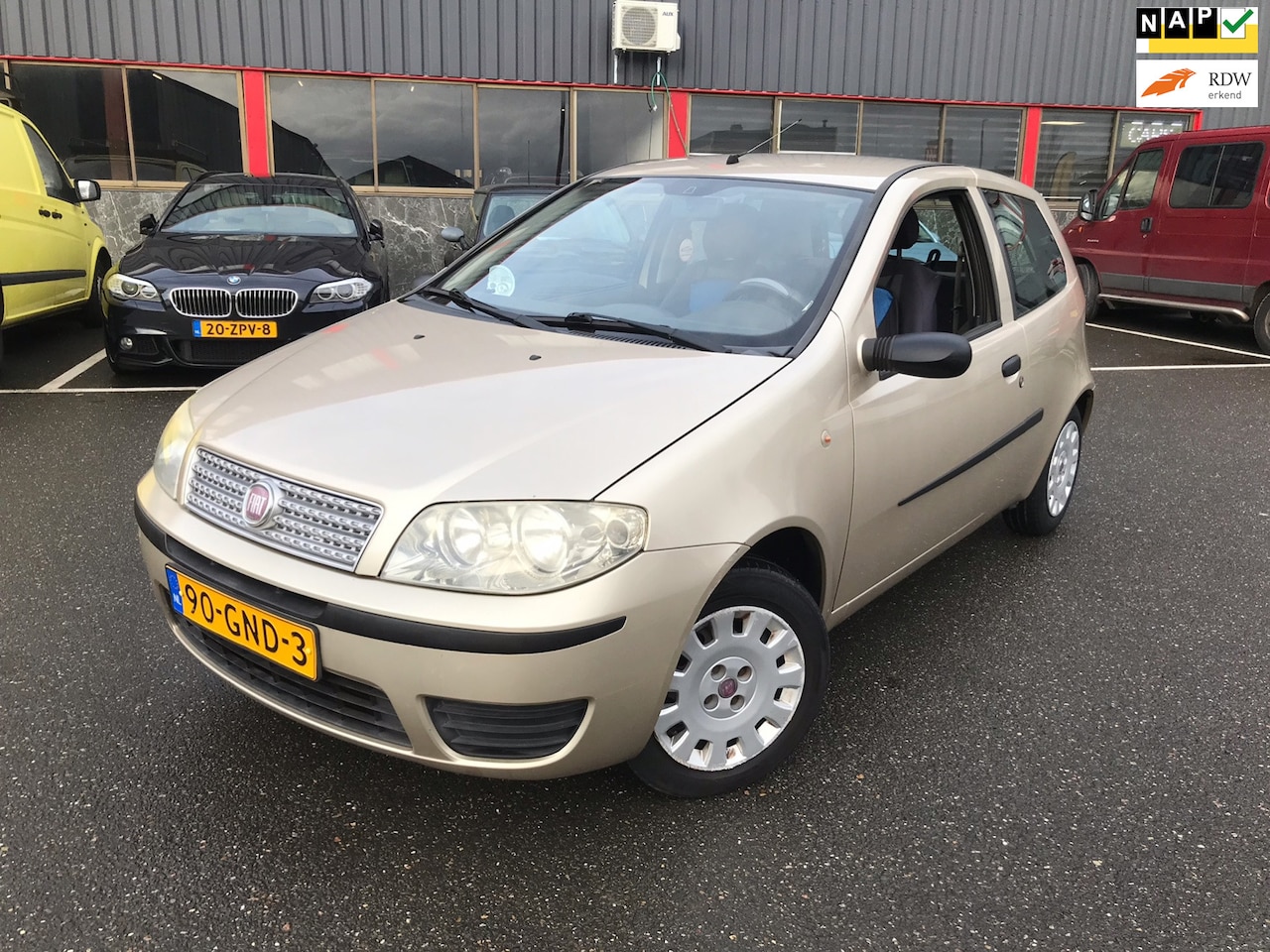 Fiat Punto - 1.2 Active / NAP / AIRCO / ZUINIGE AUTO - AutoWereld.nl