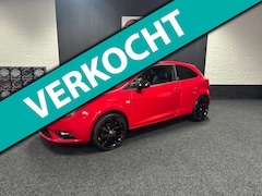 Seat Ibiza SC - 1.2 30 YEAR EDITION, LED, ACHTERUITCAMERA, CRUISE, 17 INCH, NAV