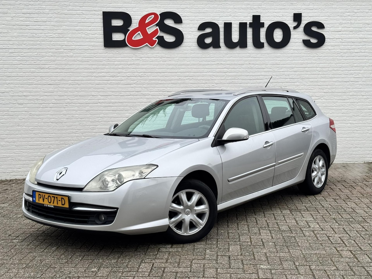 Renault Laguna Estate - 1.5 dCi Celsium Cruise control Climate control Navigatie - AutoWereld.nl