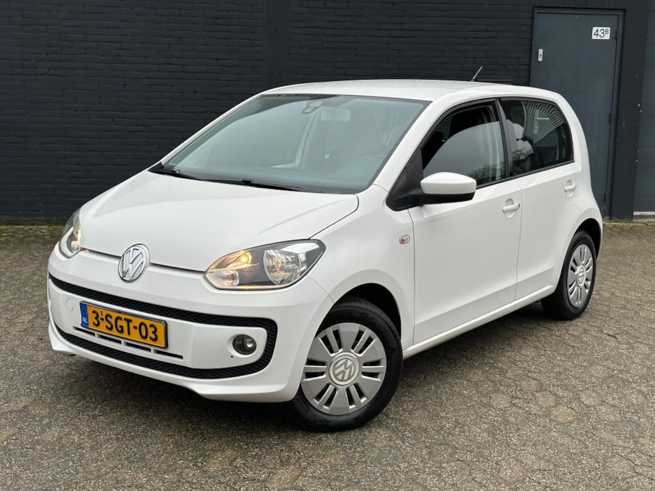 Volkswagen Up! - 1.0 high up! 1.0 high up!, 5 Deurs, Automaat - AutoWereld.nl