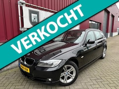 BMW 3-serie Touring - 318i // Clima // Navi // Stoelverwarming //