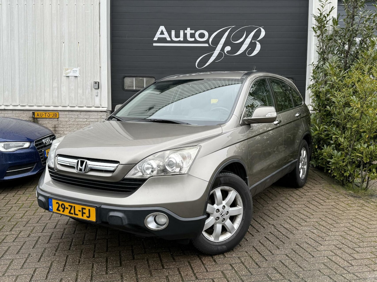 Honda CR-V - 2.0i-VTEC AWD ELEGANCE | AUTOMAAT | TREKHAAK!! - AutoWereld.nl