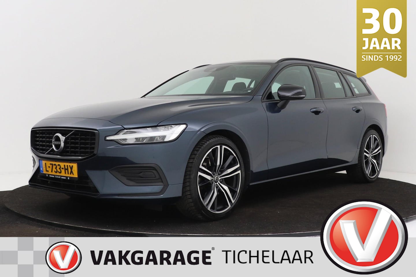 Volvo V60 - 2.0 B3 Momentum Advantage | Org NL | CarPlay | Dealer Ond. | Camera | - AutoWereld.nl