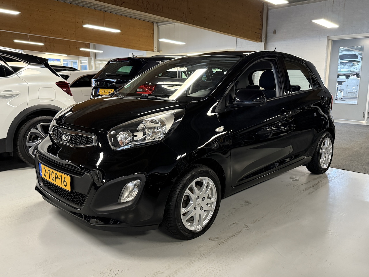 Kia Picanto - 1.2 CVVT ISG Comfort Pack | 5-drs | Airco | LMV | Elektrische ramen v+a | Radio - CD - USB - AutoWereld.nl