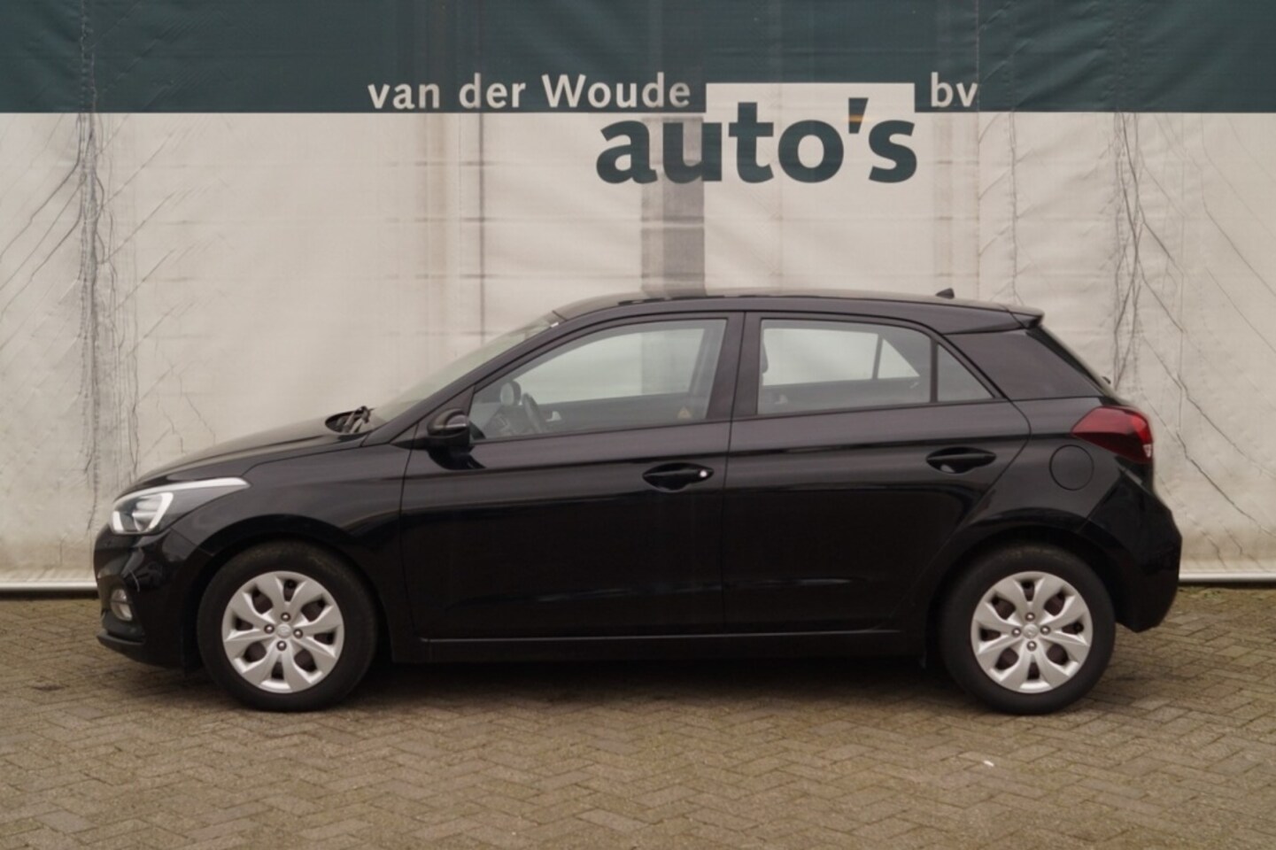 Hyundai i20 - 1.0 T-GDI i-Motion -AIRCO- - AutoWereld.nl