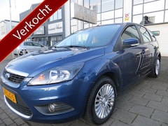 Ford Focus - 1.6 Titanium hatchback 5 drs vol extra`s nette staat