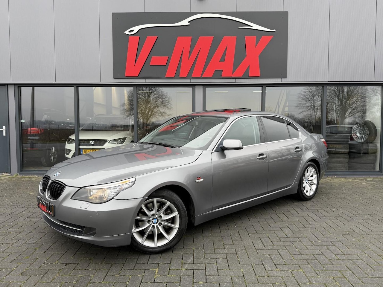 BMW 5-serie - 525i LCI 3.0 AUT Executive Schuifdak Leder Naviprof Pdc - AutoWereld.nl