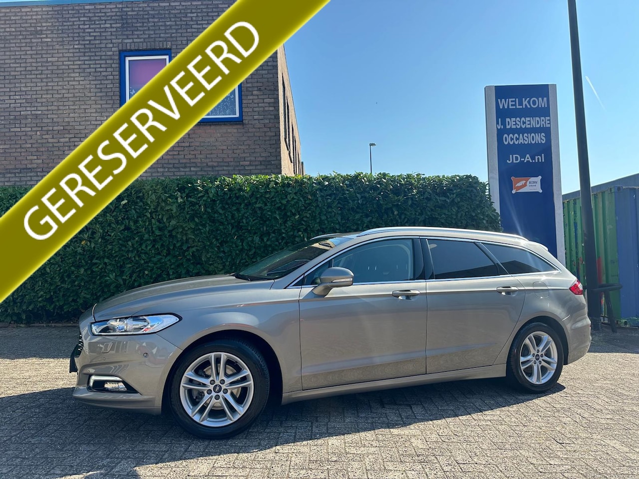 Ford Mondeo Wagon - 1.5 Titanium Navigatie, Camera, Cruise C, Aut.Trekhaak!!!! - AutoWereld.nl