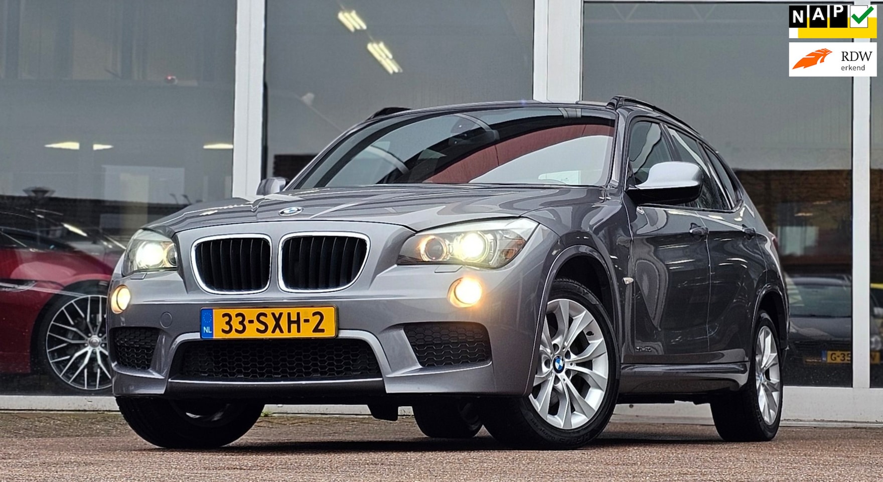 BMW X1 - SDrive20i Business 100% BMW Onderhouden-Alcantara-Trekhaak-Mooi! - AutoWereld.nl