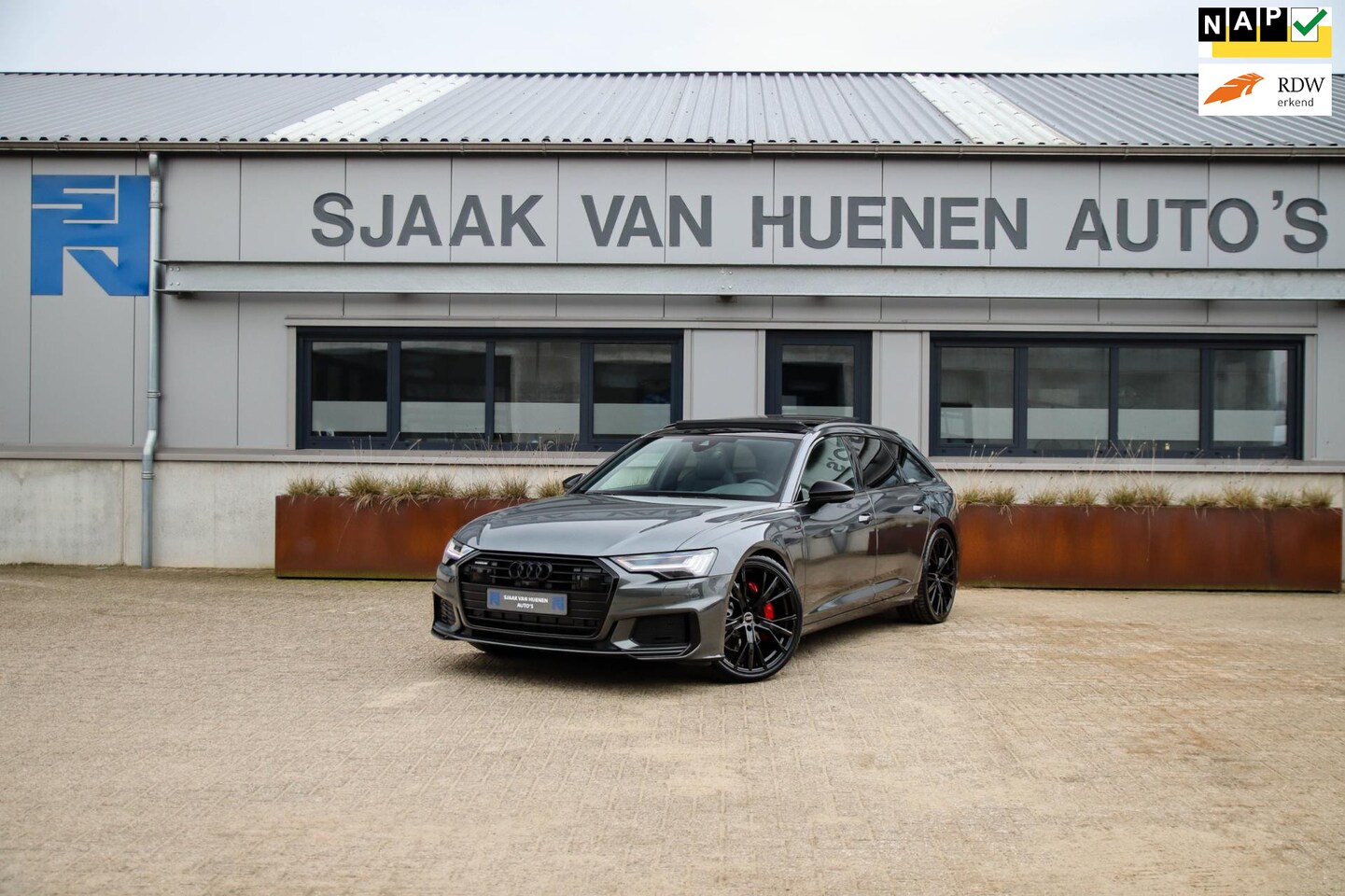 Audi A6 Avant - 55 TFSI e Quattro Competition S line Edition 367pk Automaat! Kuipstoelen|Panoramadak|Virtu - AutoWereld.nl