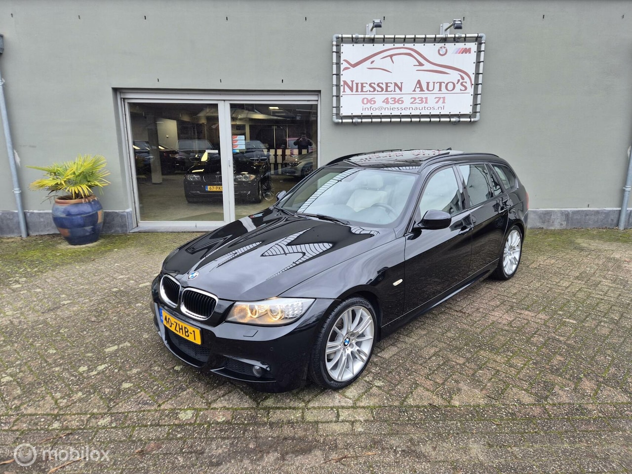 BMW 3-serie Touring - 318i M Sport Edition 318i M Sport Edition - AutoWereld.nl