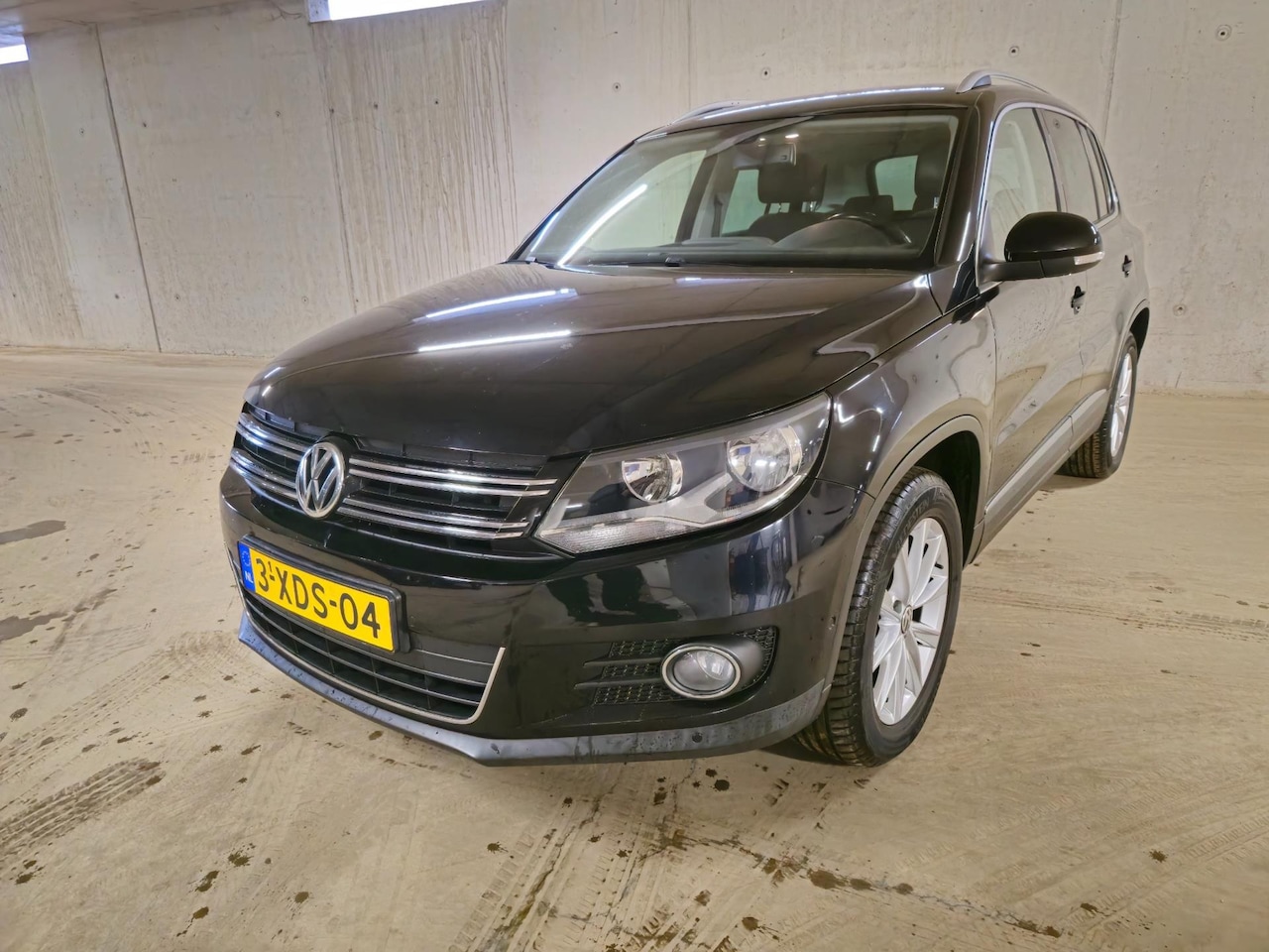 Volkswagen Tiguan - 2.0 TSI Sport&Style 4Motion - AutoWereld.nl