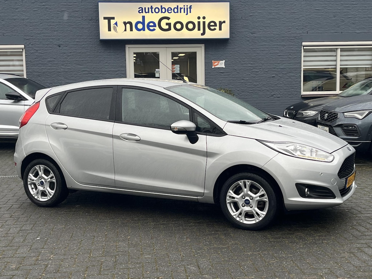 Ford Fiesta - 1.0 Style Ultimate | NAV. | CRUISE | PDC V+A | - AutoWereld.nl