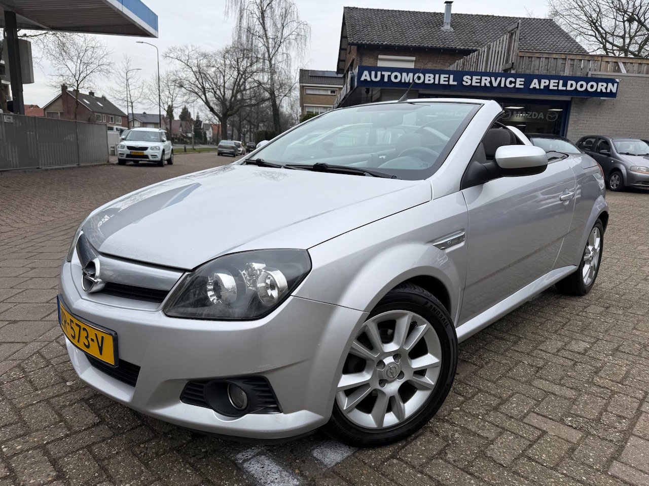 Opel Tigra TwinTop - 1.8-16V Enjoy * AIRCO*ELEKTR. RAMEN*STUURBEKR.*LM.VELGEN* - AutoWereld.nl