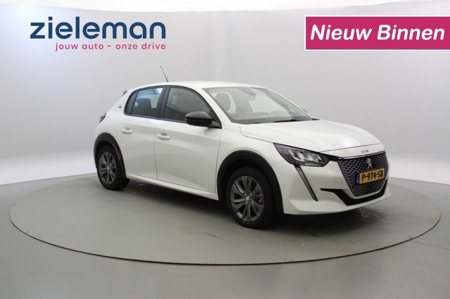 Peugeot 208 - e-208 EV Active Pack 50 kWh - Carplay - AutoWereld.nl