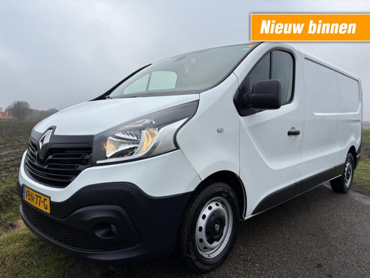 Renault Trafic - 1.6 DCI T29 L2H1 / AIRCO / CAMERA / CRUISE - AutoWereld.nl