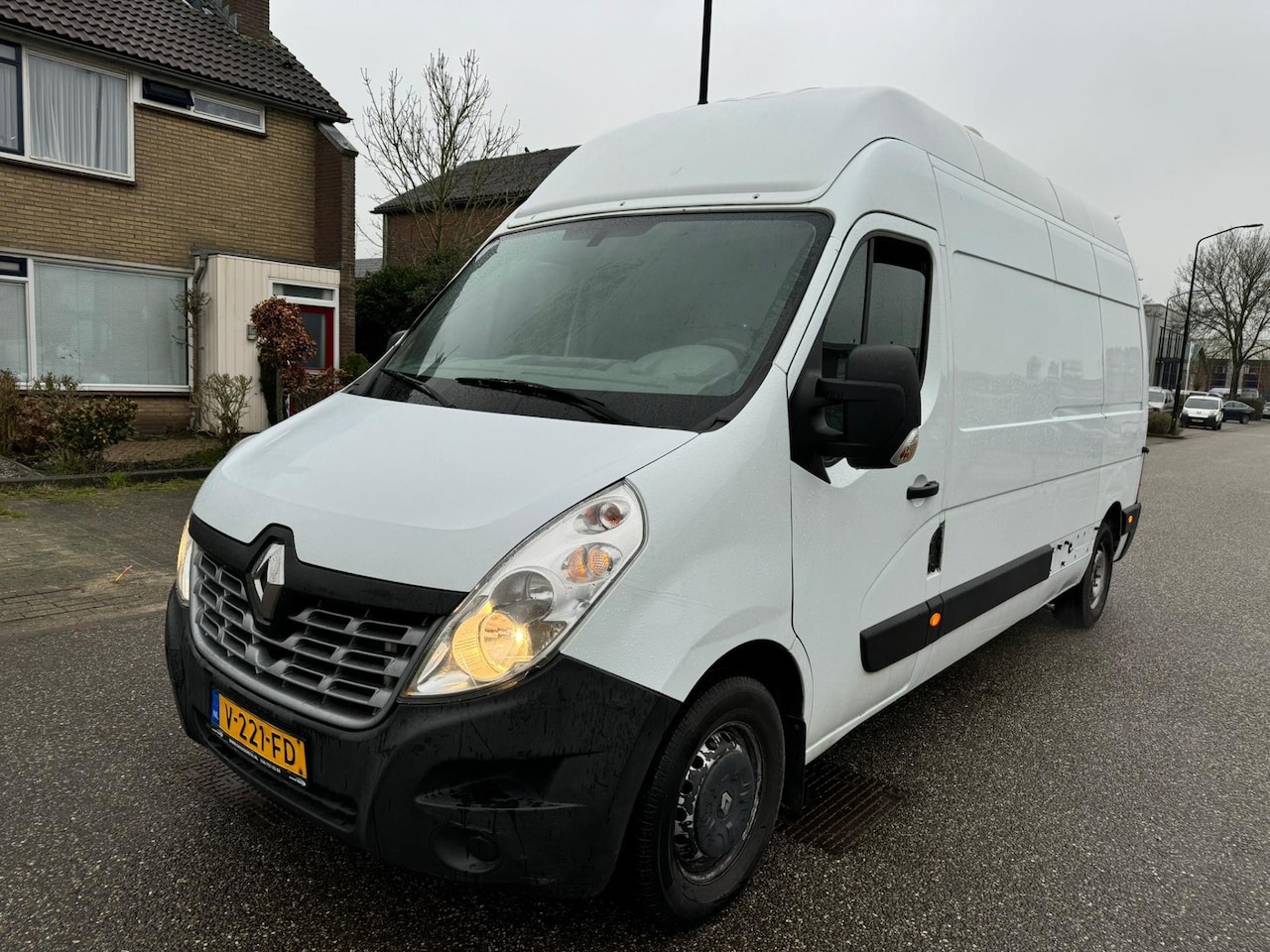 Renault Master - T35 2.3 dCi L3H3 T35 2.3 dCi L3H3 - AutoWereld.nl