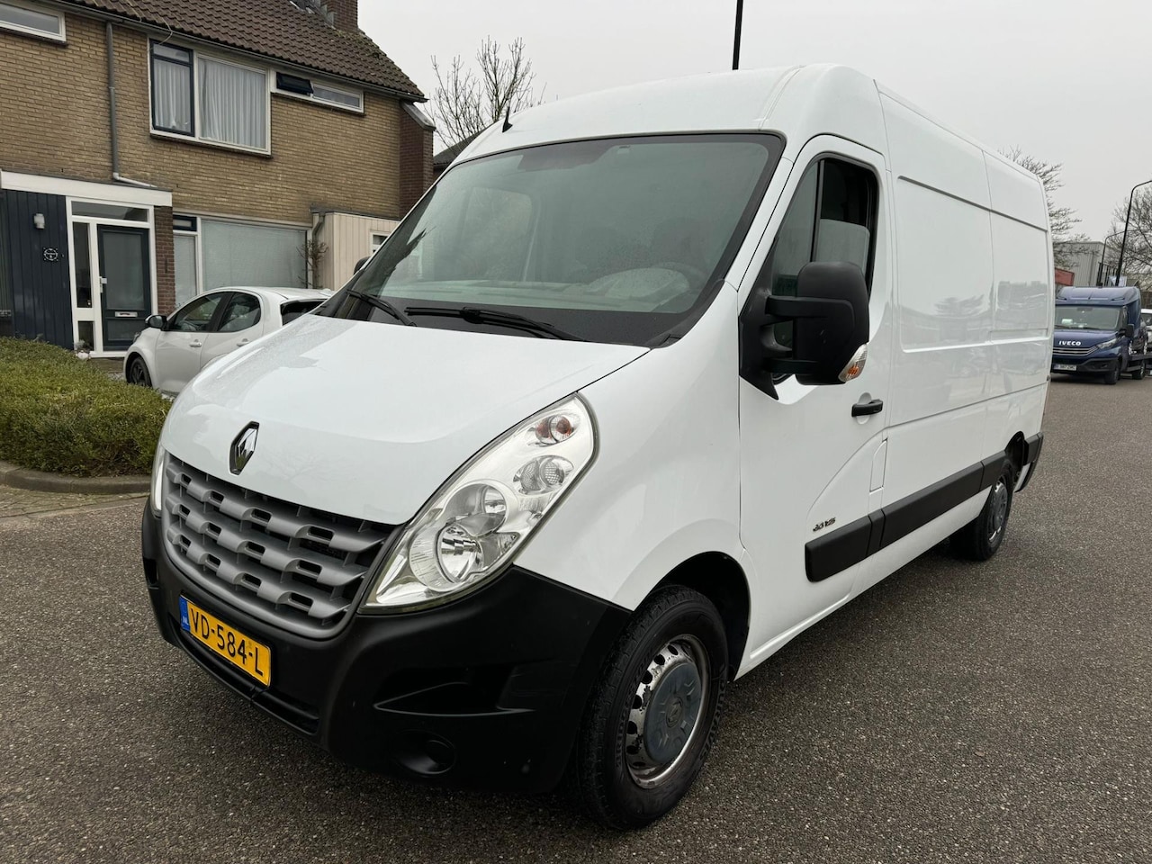 Renault Master - T35 2.3 dCi L2H3 Eco T35 2.3 dCi L2H3 Eco - AutoWereld.nl