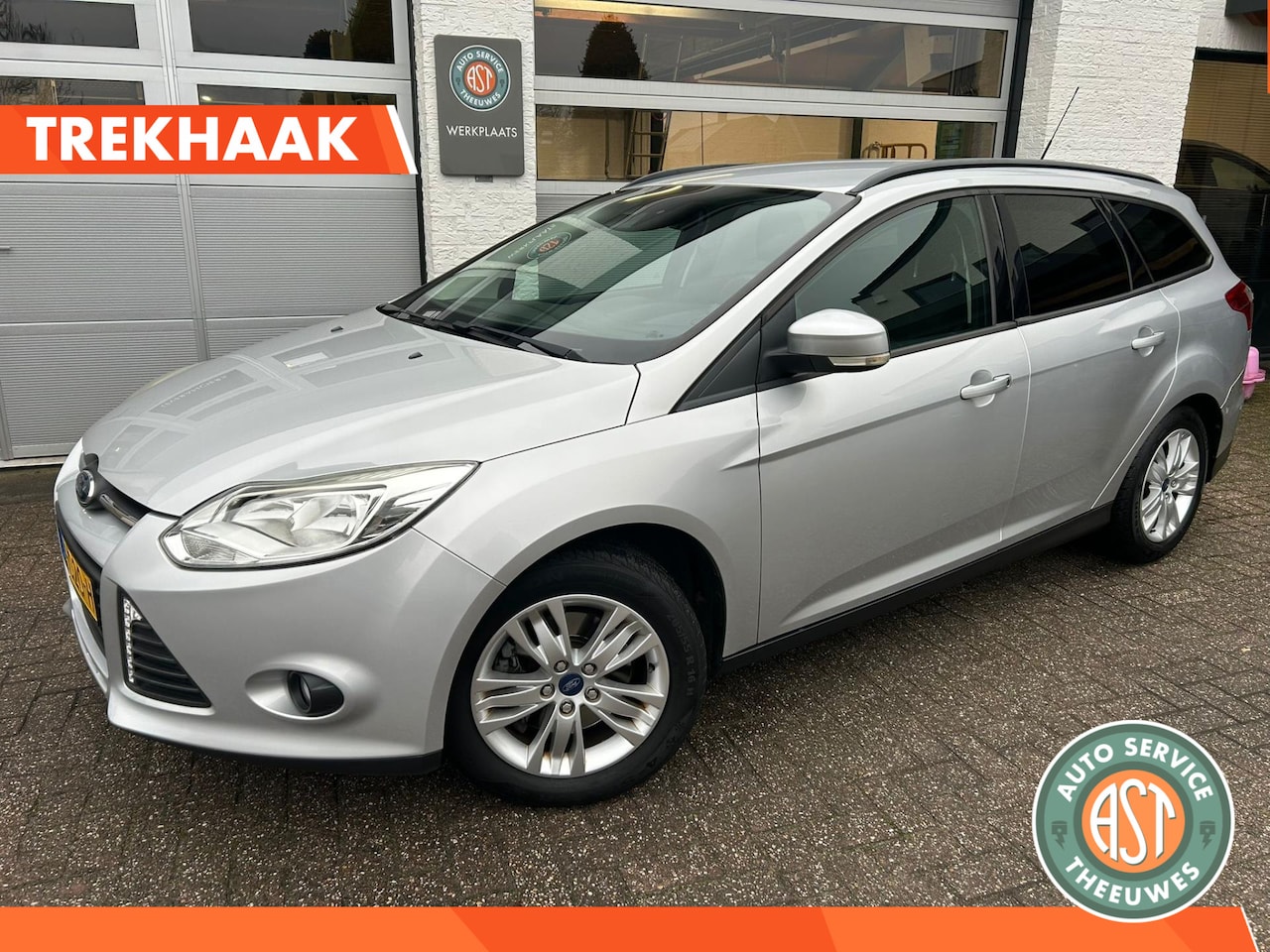 Ford Focus Wagon - 1.6 TI-VCT Trend PDC|TREKHAAK|AIRCO - AutoWereld.nl