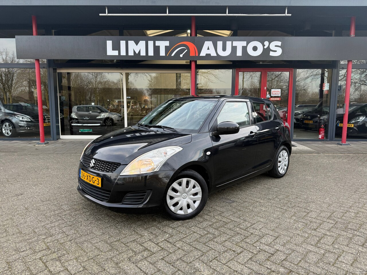 Suzuki Swift - 1.2 Comfort EASSS Airco/St.verwarming/Elek.Ramen/Trekhaak/5drs/Nap/Apk - AutoWereld.nl