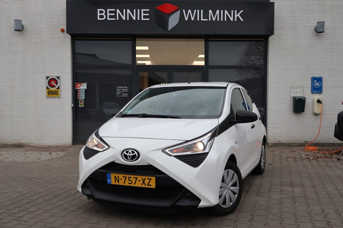 Toyota Aygo - 1.0 VVT-i x-fun 1.0 VVT-i x-Fun - AutoWereld.nl