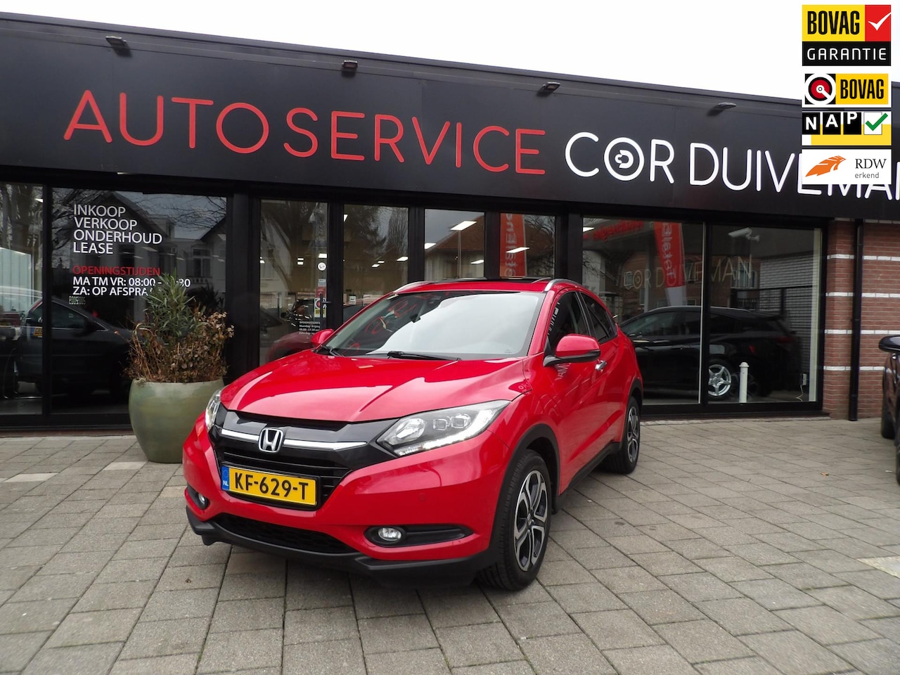 Honda HR-V - 1.5 i-VTEC Executive/opendak/airco /cruise 1 JAAR BOVAG GARANTIE - AutoWereld.nl