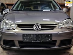 Volkswagen Golf - 1.6 FSI Comfortline (nieuwe sloten)