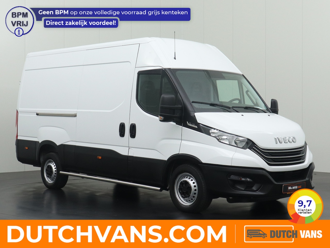 Iveco Daily - 35S14 Hi-Matic Automaat L2H2 | 3500Kg Trekhaak | Airco | Cruise | 3-Persoons | Betimmering - AutoWereld.nl