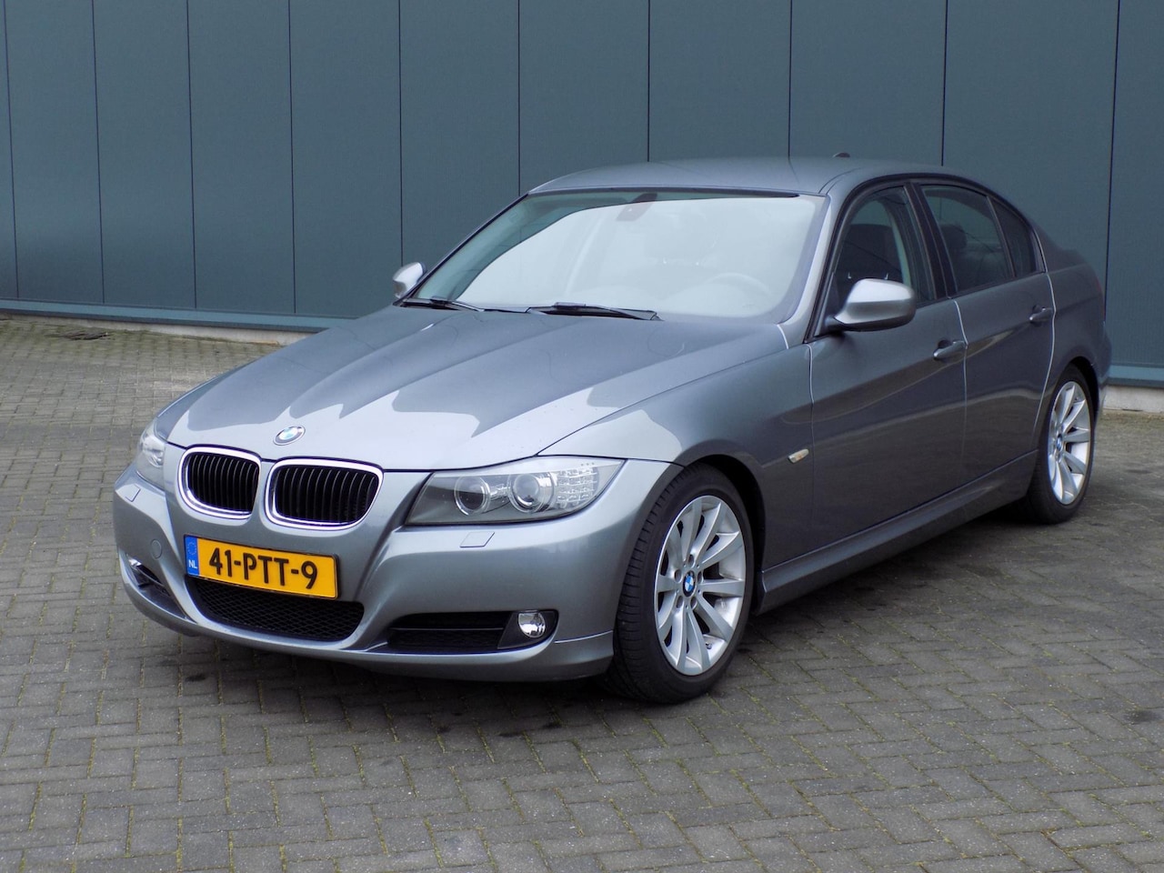 BMW 3-serie - 320i Luxury Line 6-Bak Navi Lmv - AutoWereld.nl