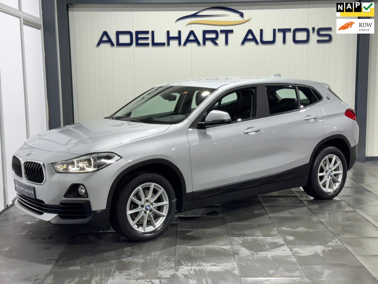 BMW X2 - SDrive18i Automaat / Navigatie full map / Cruise control / Climate control / etc. - AutoWereld.nl