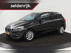 BMW 2-serie Active Tourer - 218i Executive | Stoelverwarming | Full LED | Sportstoelen | Navigatie | Climate control |