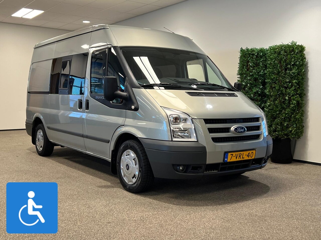 Ford Transit - L2H2 Rolstoelbus - AutoWereld.nl