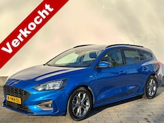 Ford Focus Wagon - EcoBoost Hybrid 125 pk ST Line | Trekhaak | Camera | LED | Navi | Clima | Cruise | Keyless