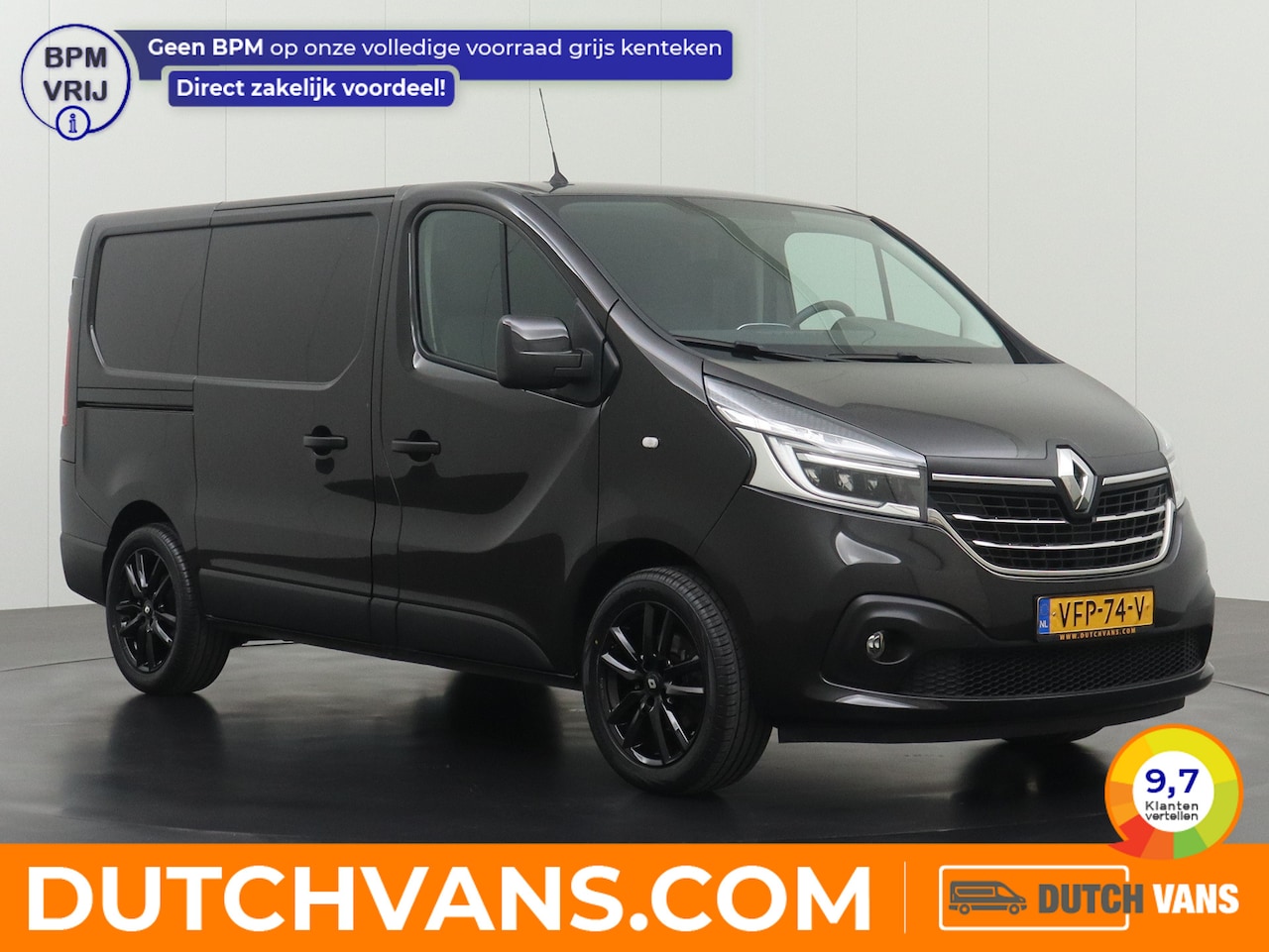 Renault Trafic - 2.0DCi 120PK Work Edition | Navigatie | Airco | Trekhaak | 3-Persoons - AutoWereld.nl