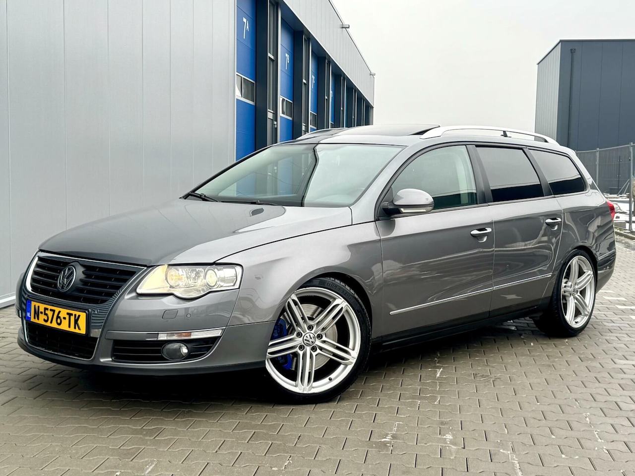 Volkswagen Passat Variant - 3.2 V6 Highline 4M AIRRIDE | Schuifdak ! - AutoWereld.nl