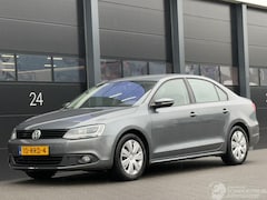 Volkswagen Jetta - 1.2 TSI