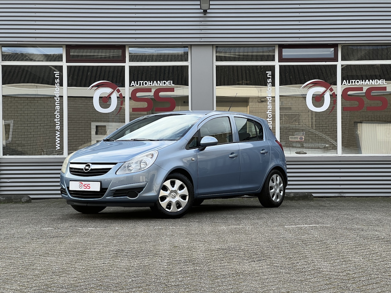 Opel Corsa - 1.2-16V Business | AIRCO CRUISE APK 3-2026 | - AutoWereld.nl