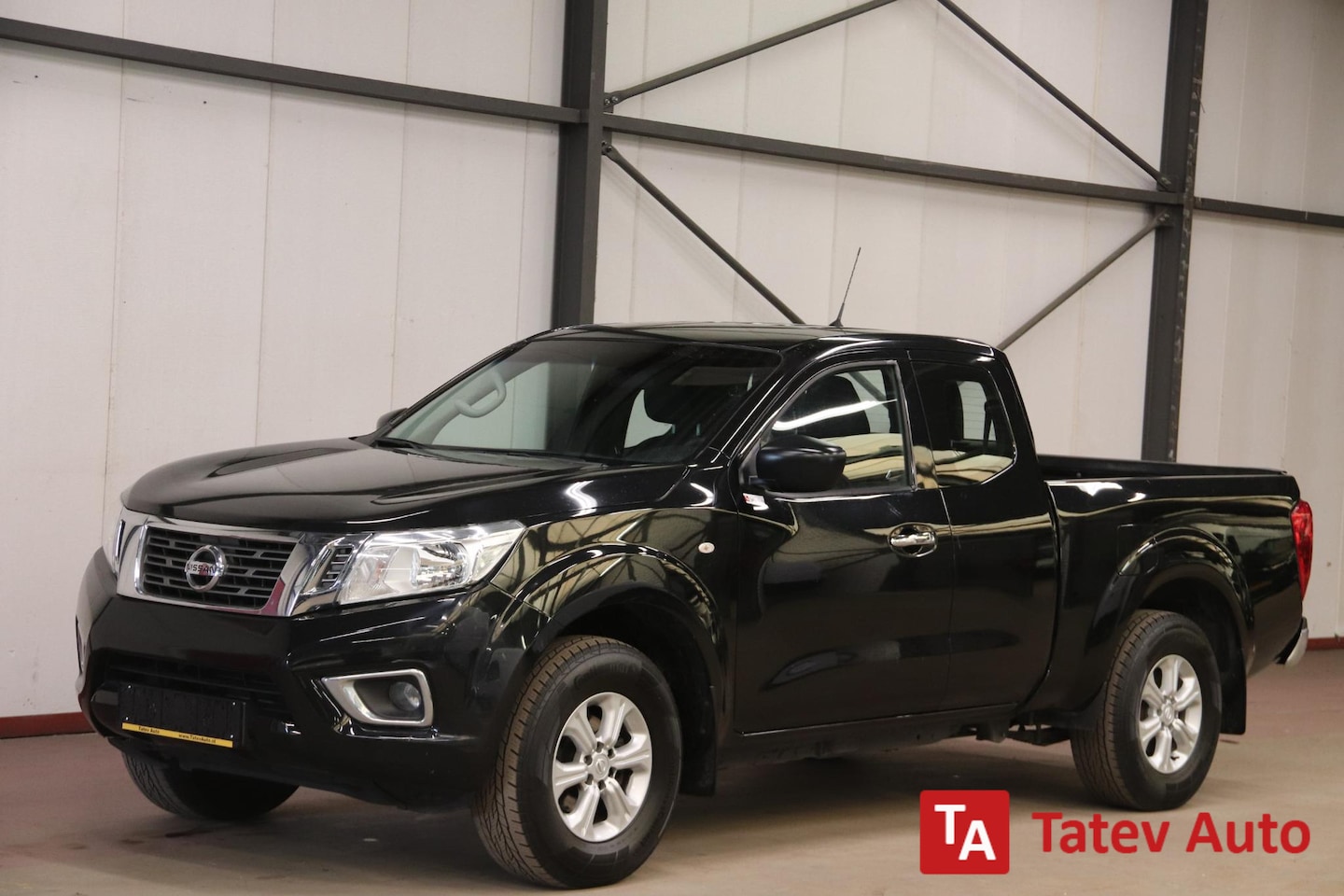 Nissan Navara - 2.3 dCi PICK UP 4X4 - AutoWereld.nl