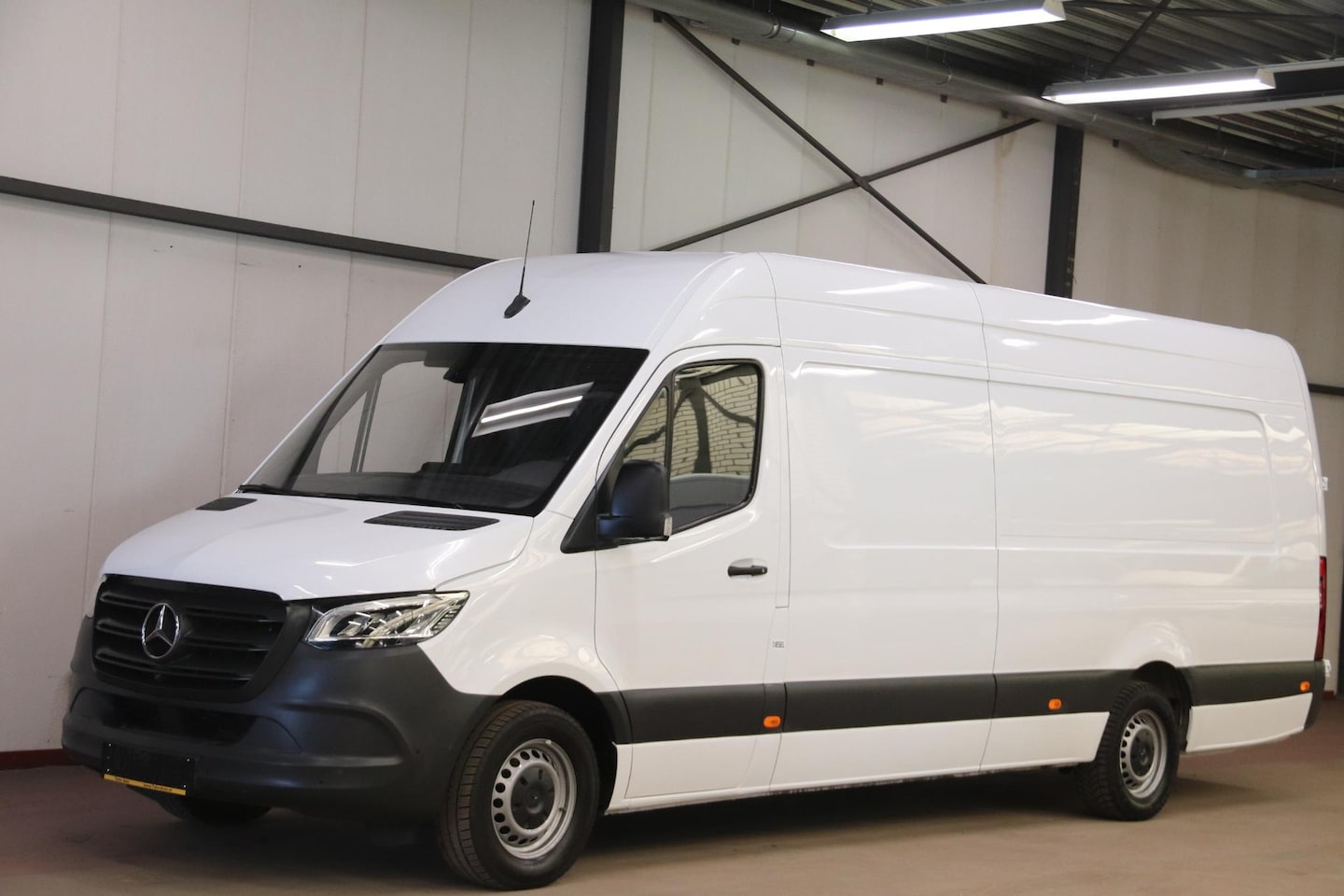 Mercedes-Benz Sprinter - 314 2.2 CDI L4H2 XXL AUTMAAT AIRCO CRUISE CONTROL - AutoWereld.nl