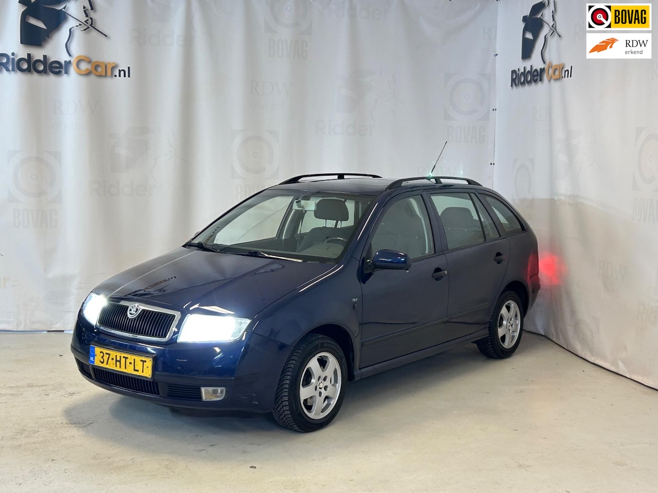 Skoda Fabia Combi - 1.4-16V Elegance|AUTOMAAT|TREKHAAK|VELGEN|ELEK RAMEN| - AutoWereld.nl