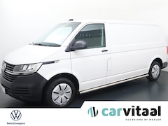 Volkswagen Transporter - 2.0 TDI L2H1 28 Economy Business | 110 PK | Trekhaak | Parkeersensoren achter | 2 zitplaat